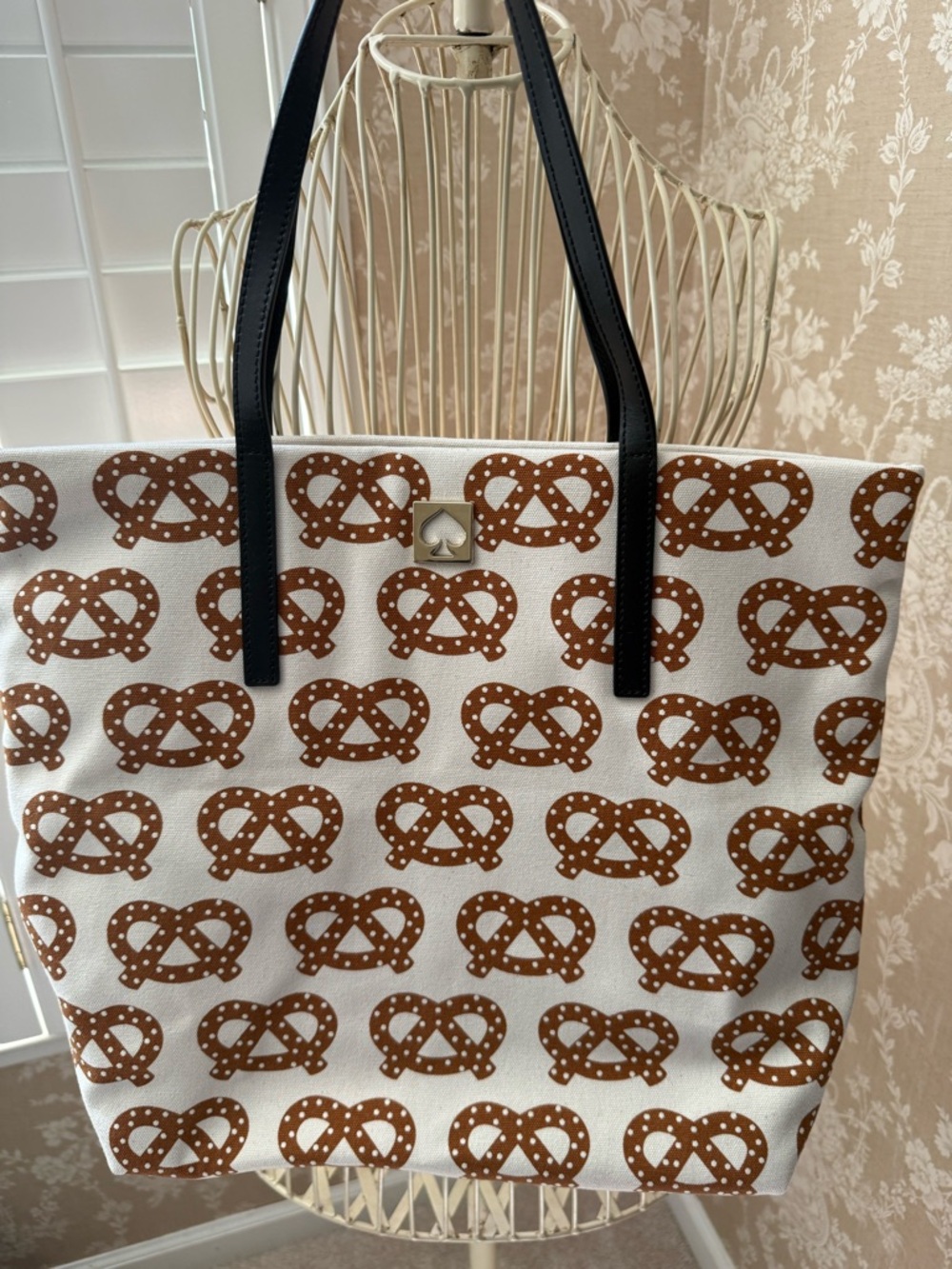 Kate Spade White canvas pretzel print tote